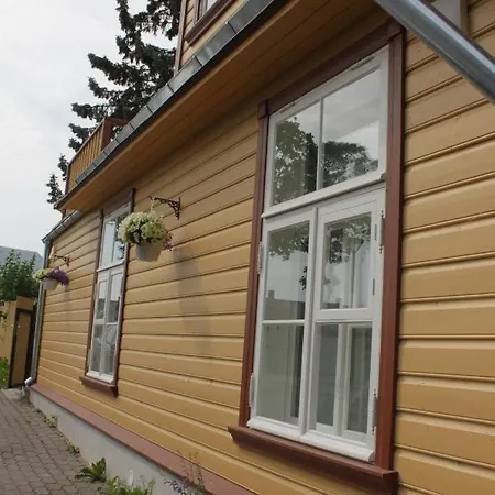 Ryytlihaus Old Town * Haapsalu